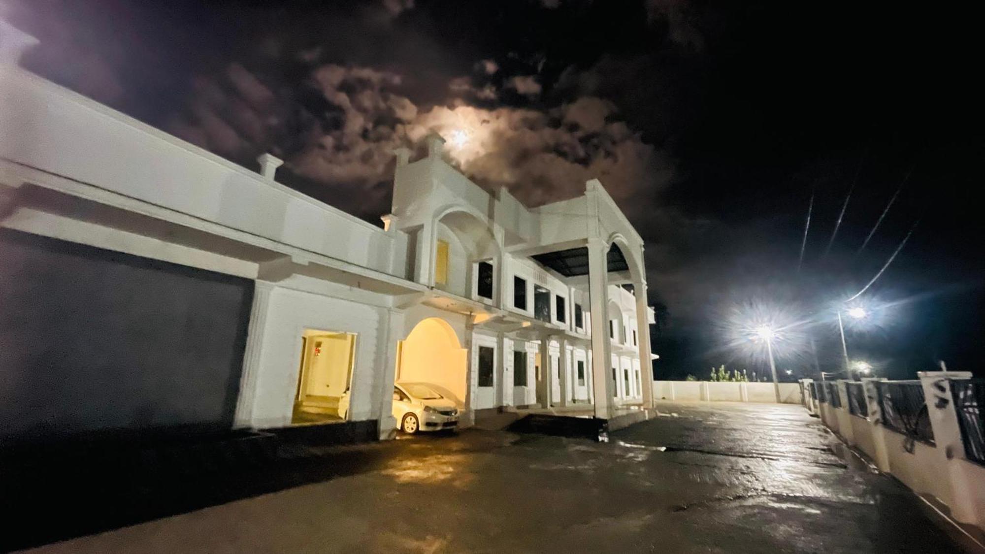 The Sanctum Hotel Talaimannar Ngoại thất bức ảnh